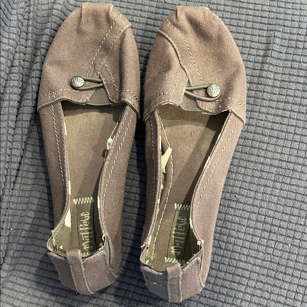 Women's Taupe Canvas Loafers